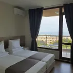 веста ривиера - безплатен паркинг 4* Златни пясъци