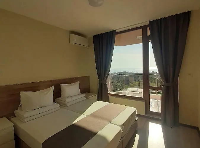 Hotel de apartamente Vesta Riviera - Free Parking Nisipurile de Aur