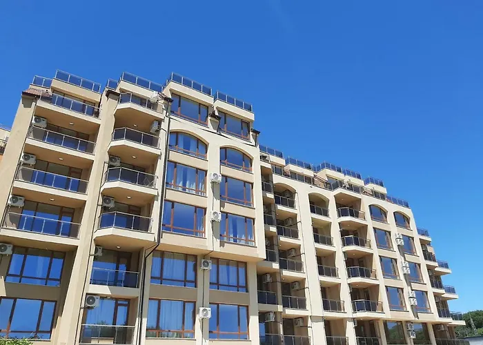 Hotel de apartamente Vesta Riviera - Free Parking Nisipurile de Aur