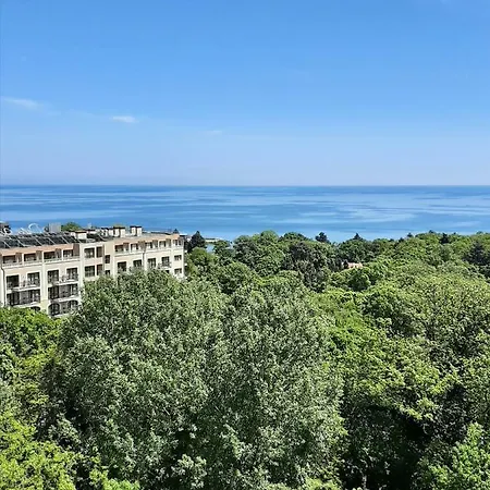 веста ривиера - безплатен паркинг 4*