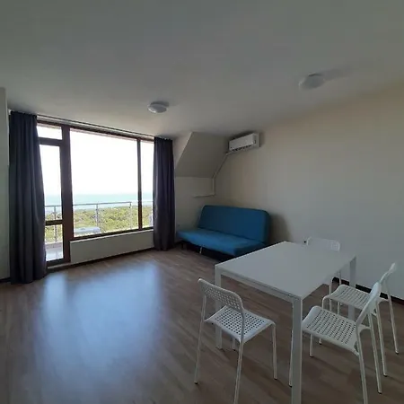 Vesta Riviera - Free Parking Hotel apartamentowy