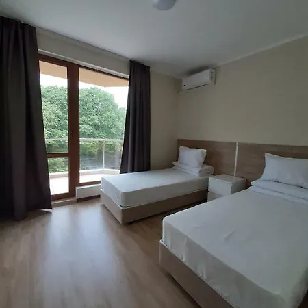 Vesta Riviera - Free Parking Hotel apartamentowy 4*