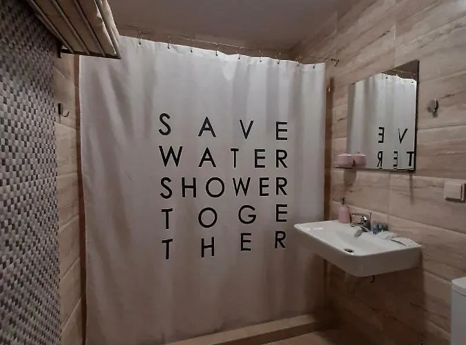 Vesta Riviera - Free Parking 公寓式酒店